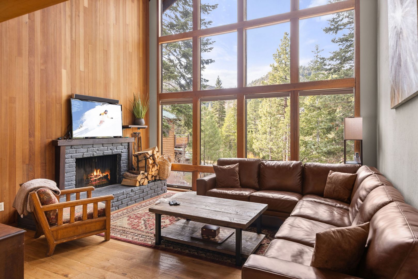 Alpine Meadows House: 1411 Pine Trail