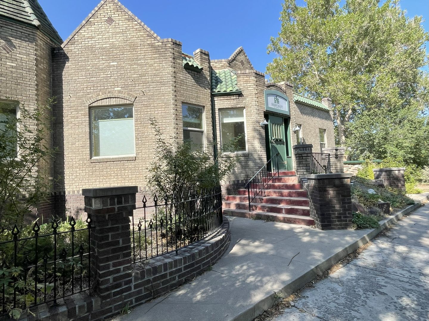 Denver Apartment: 1717 N Downing St.