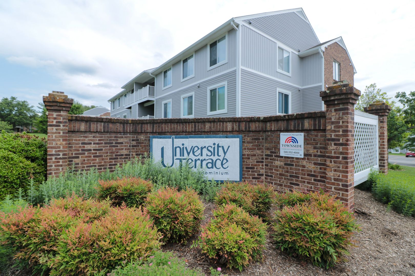 Blacksburg Apartment: 1205 University Terrace Unit D