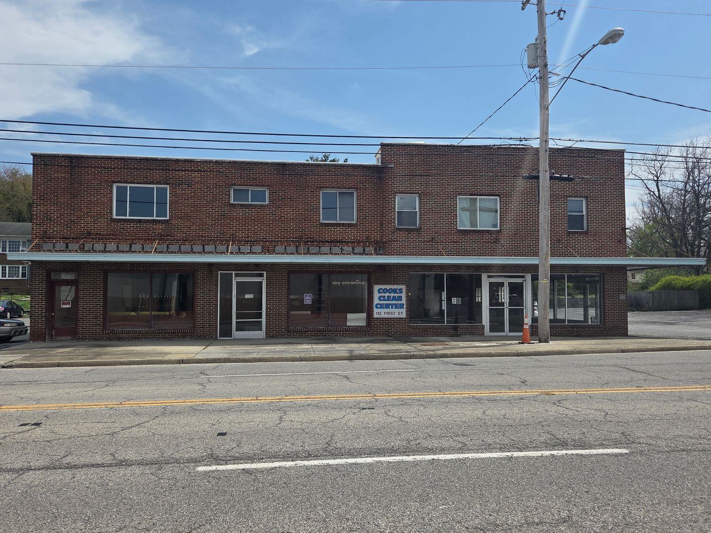 Christiansburg Apartment: 112 First St SE