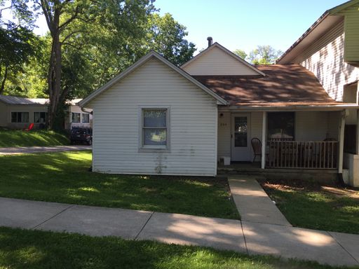 204 E 16th St – photo 1
