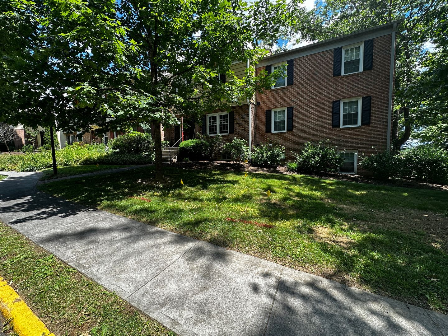 Blacksburg Townhome: 113 Sherwood CT