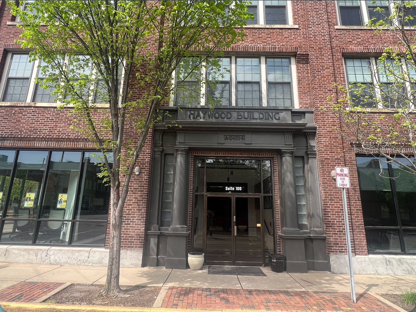 Lafayette Apartment: 300 N. 5th Street