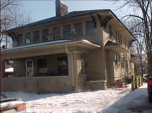 446-448 E 2nd St - 4 Bed/3 Bath - Prime Location! – photo 1