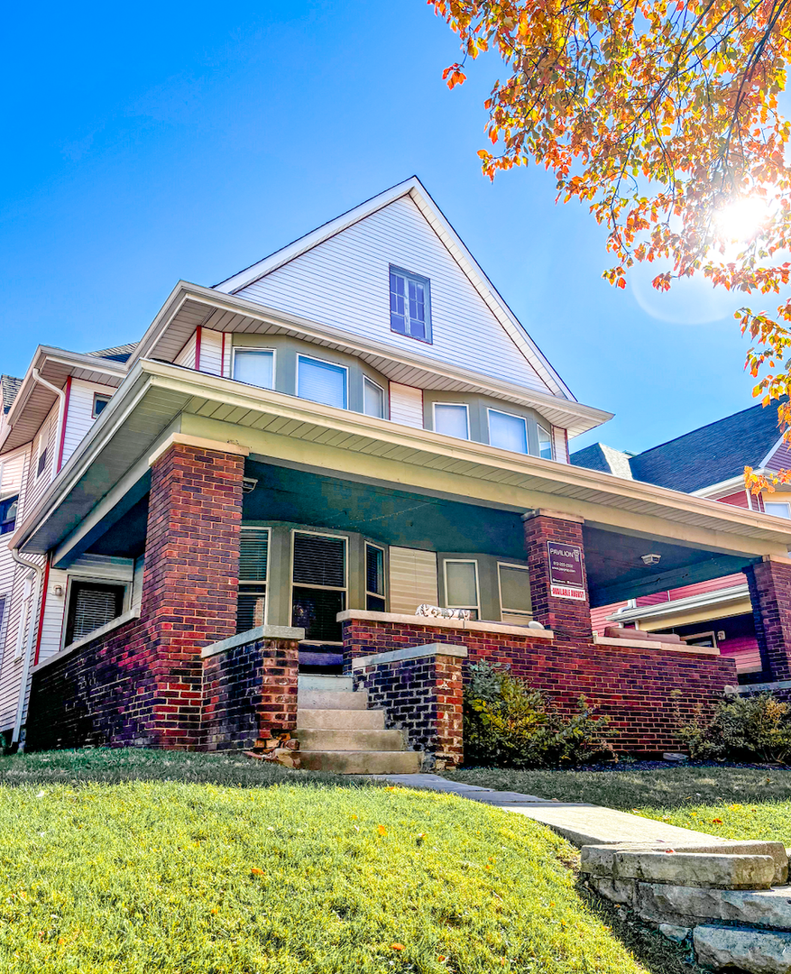 Bloomington Apartment: 318 N College Ave.