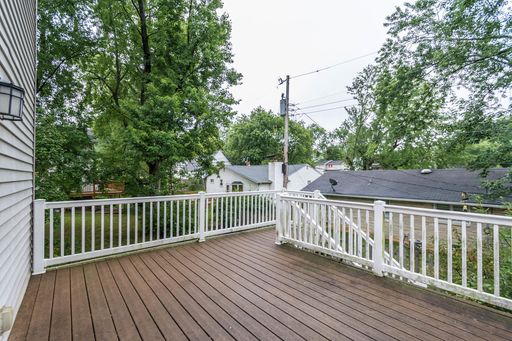 206 E 20th - 4-Bed/3-Bath Townhouse - Walking distance to stadium! – photo 1