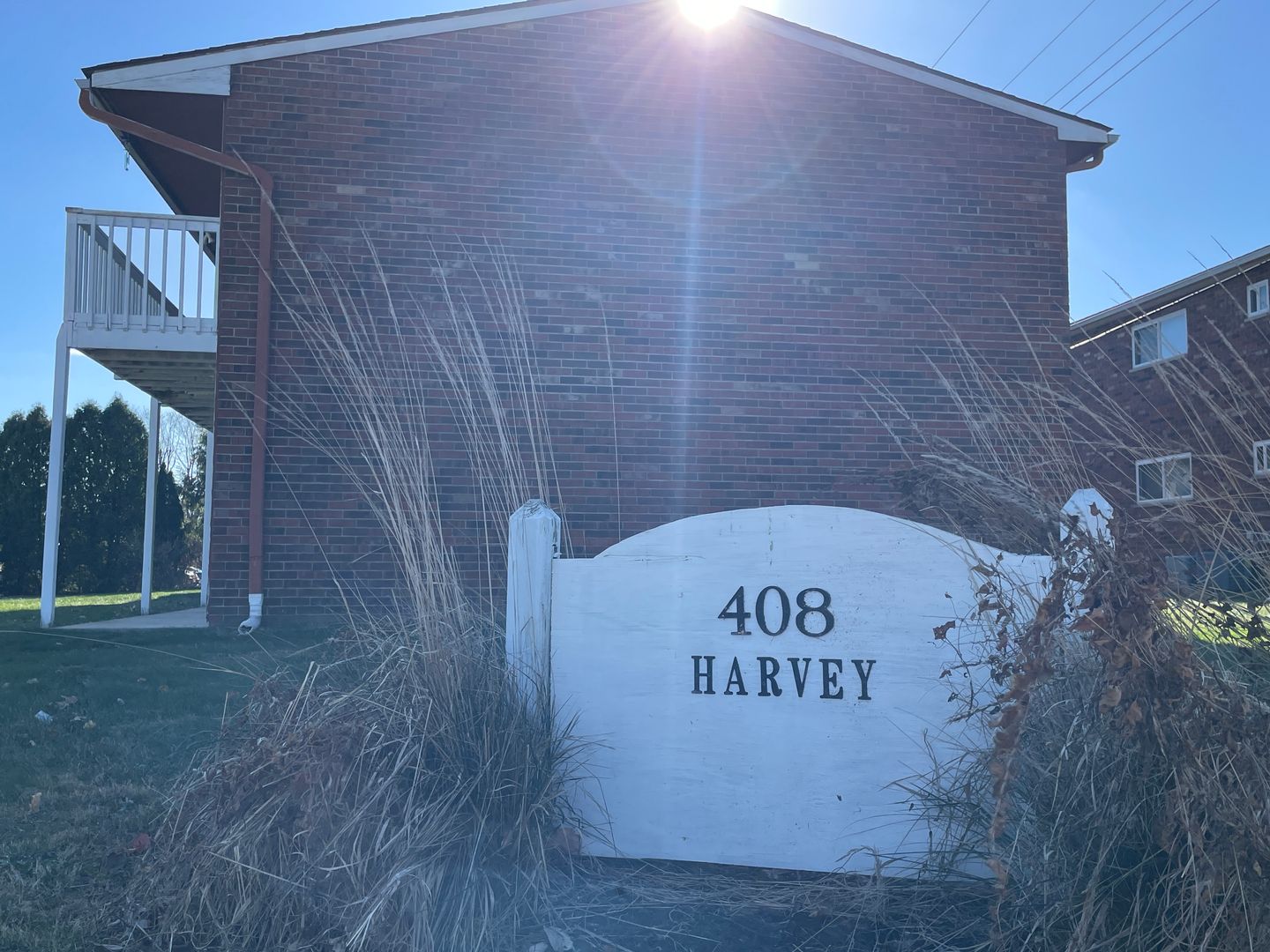 Bloomington Apartment: 400 S Parkway Dr