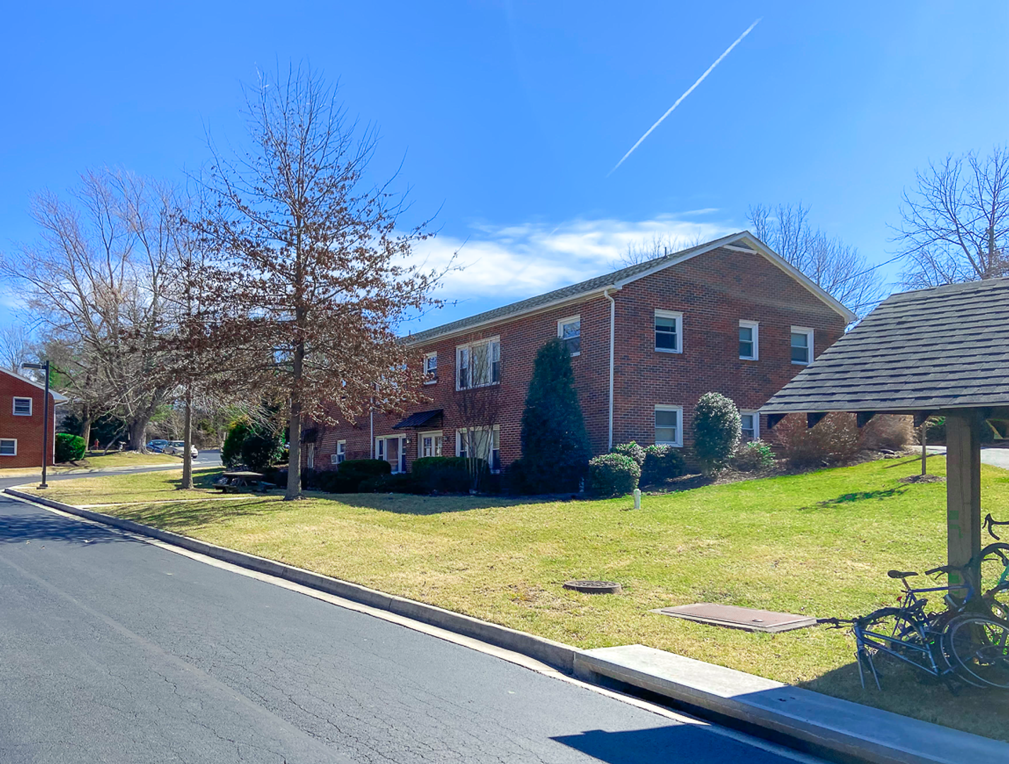 Blacksburg Apartment: 117, 119, 120 Hearthstone Drive