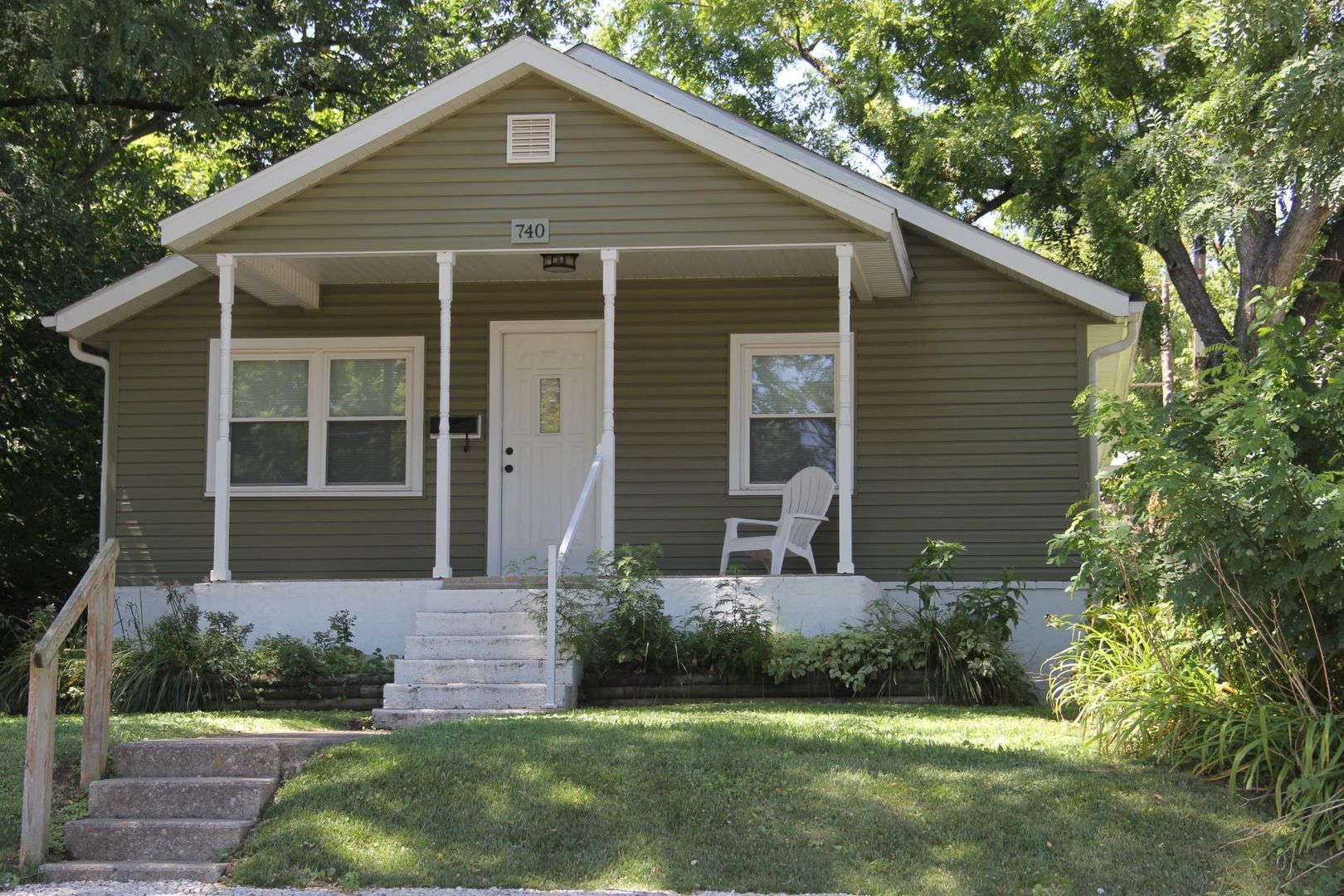 BLoomington House: 740 S. Morton St - 740