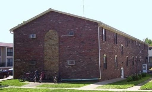 406 E 11th St - 16 – photo 1