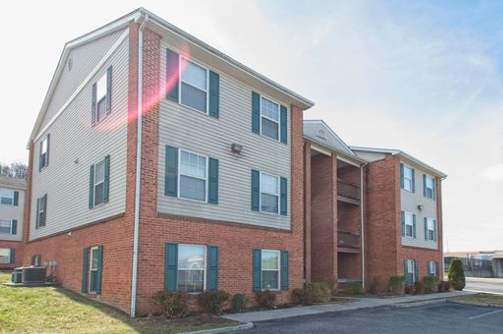 Radford Apartment: 131 East Main Street