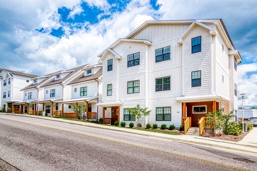 2 Bed 2 Bath Rental at 901-917 Lunch Pail Lane, Blacksburg, VA – photo 1