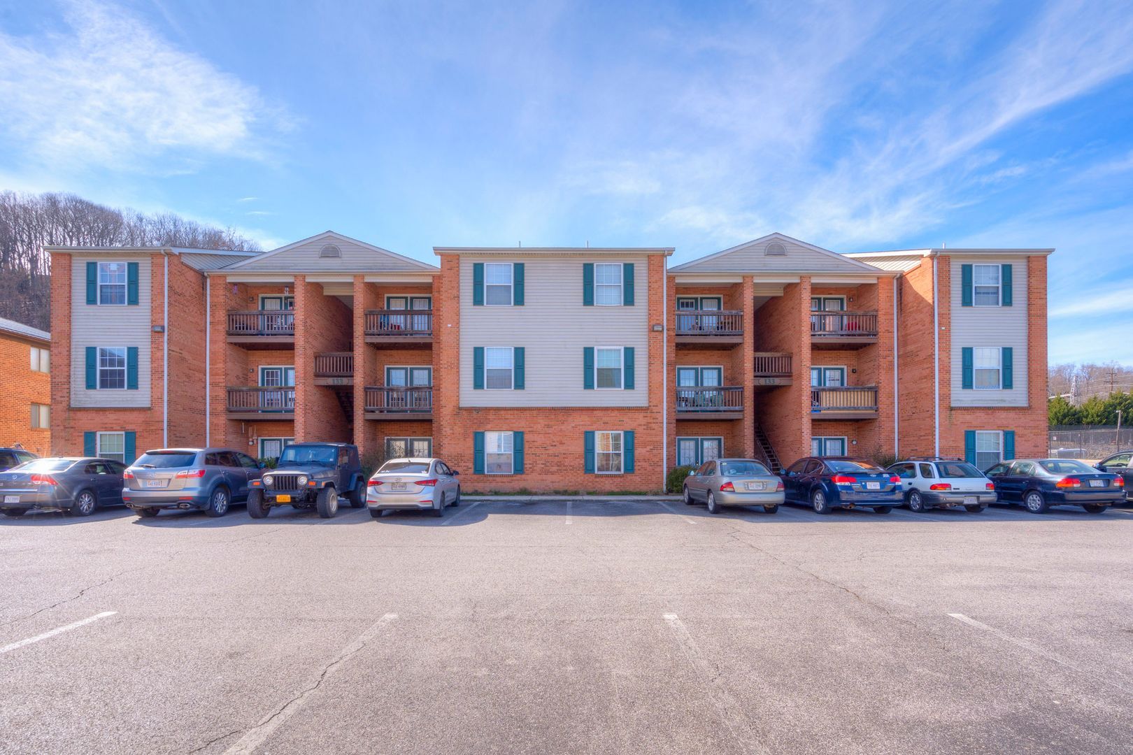 Radford Apartment: 131 East Main Street