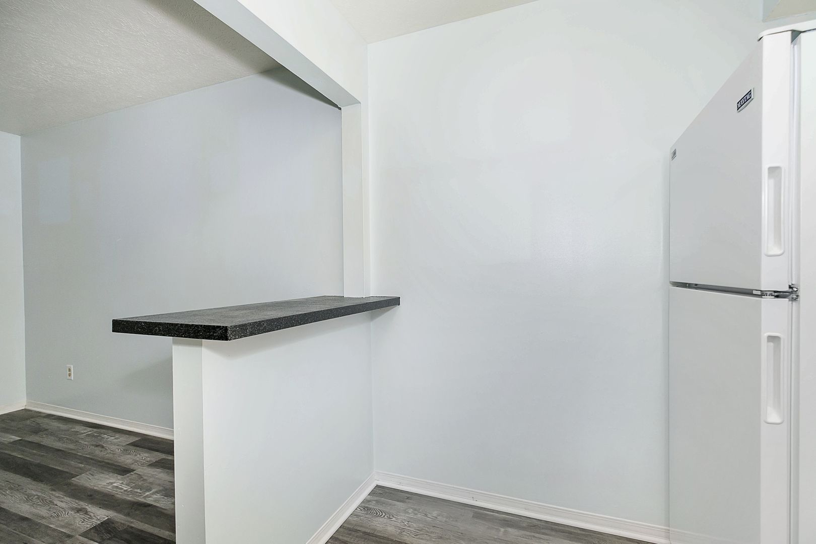 915 Muessing 1 Bed/1 Bath 850