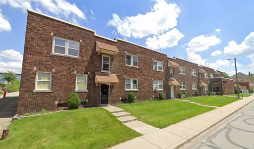 **Free Month of Rent ** 128 E Palmer St - Studio – photo 1