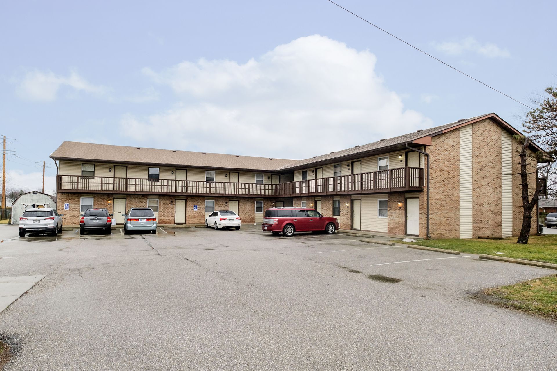 915 Muessing 1 Bed/1 Bath 850