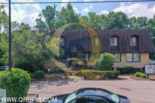 Private office in Grand Blanc Township - All utilities included