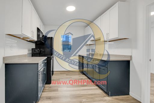 RENOVATED, GRANITE COUNTERTOPS, STAINLESS APPLIANCES & MORE! – photo 1
