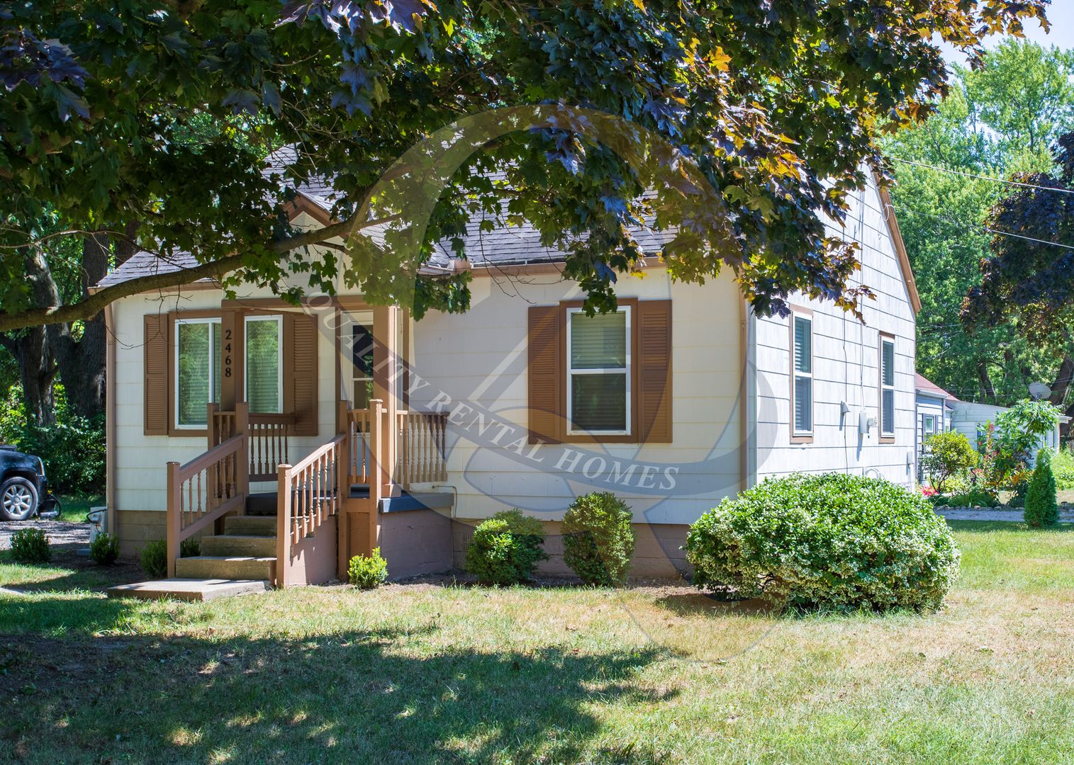 Grand Blanc House: 2468 Beulah St