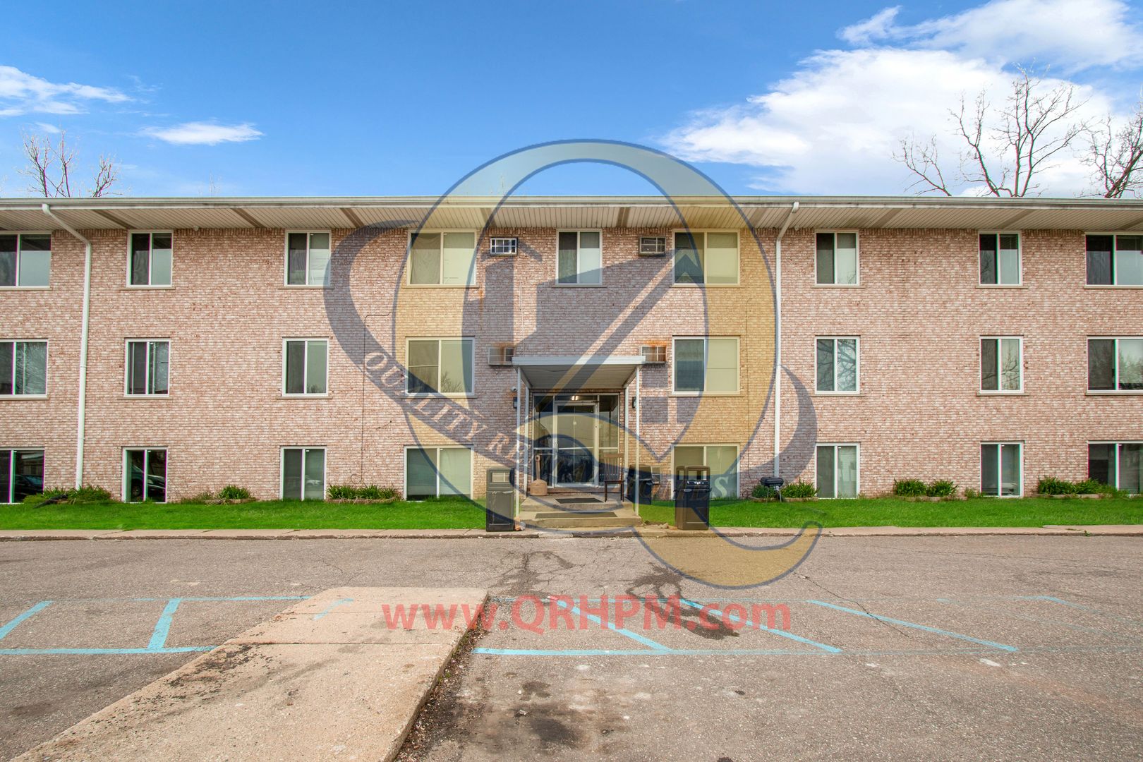 Mt. Morris Apartment: 828 North St