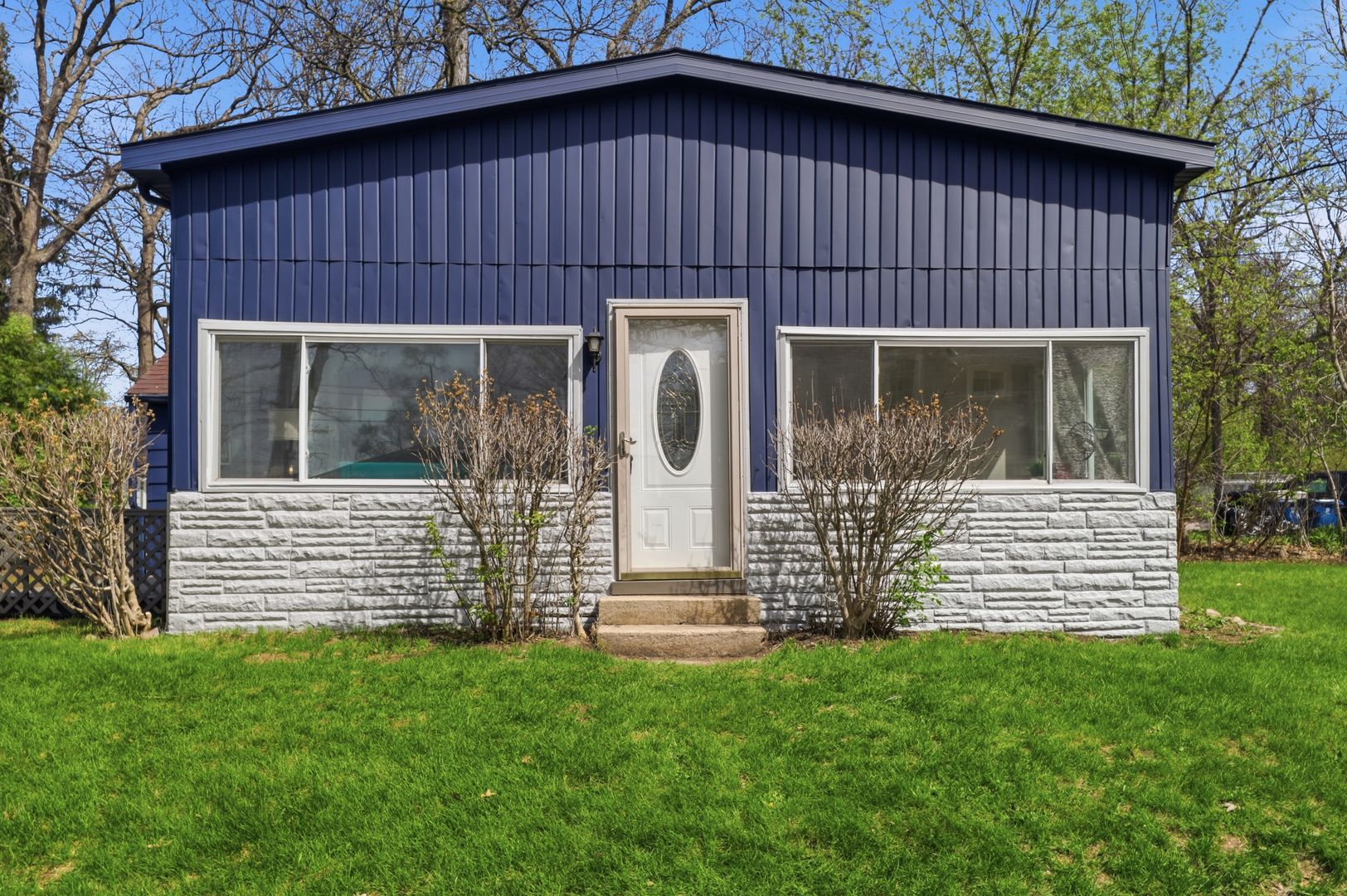 Linden House: 4168 Minnetonka Drive