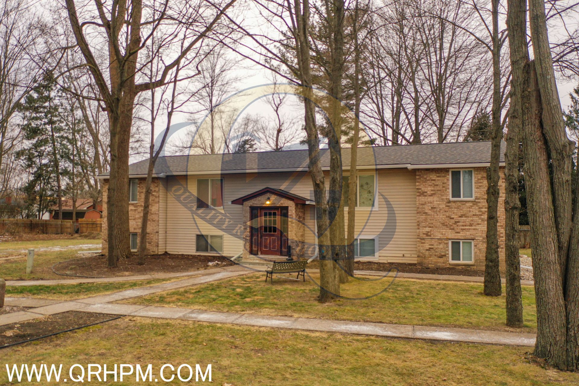 Clio Apartment: 3377 W Vienna Rd