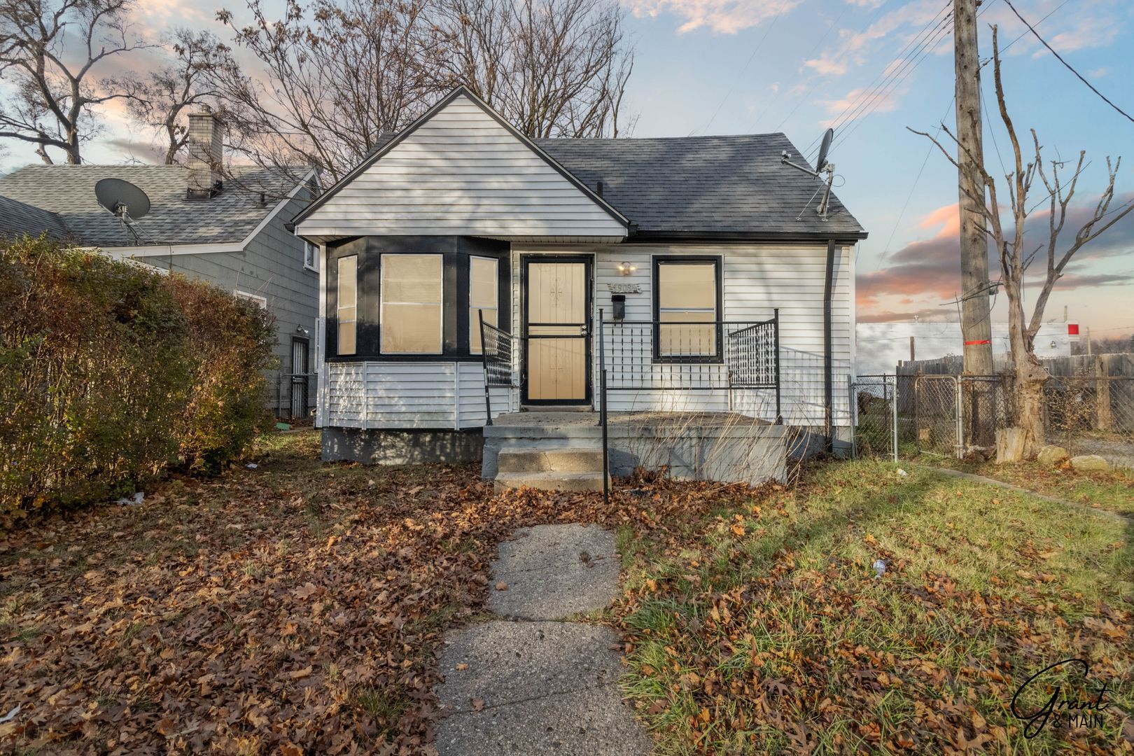 Detroit House: 19035 Fielding