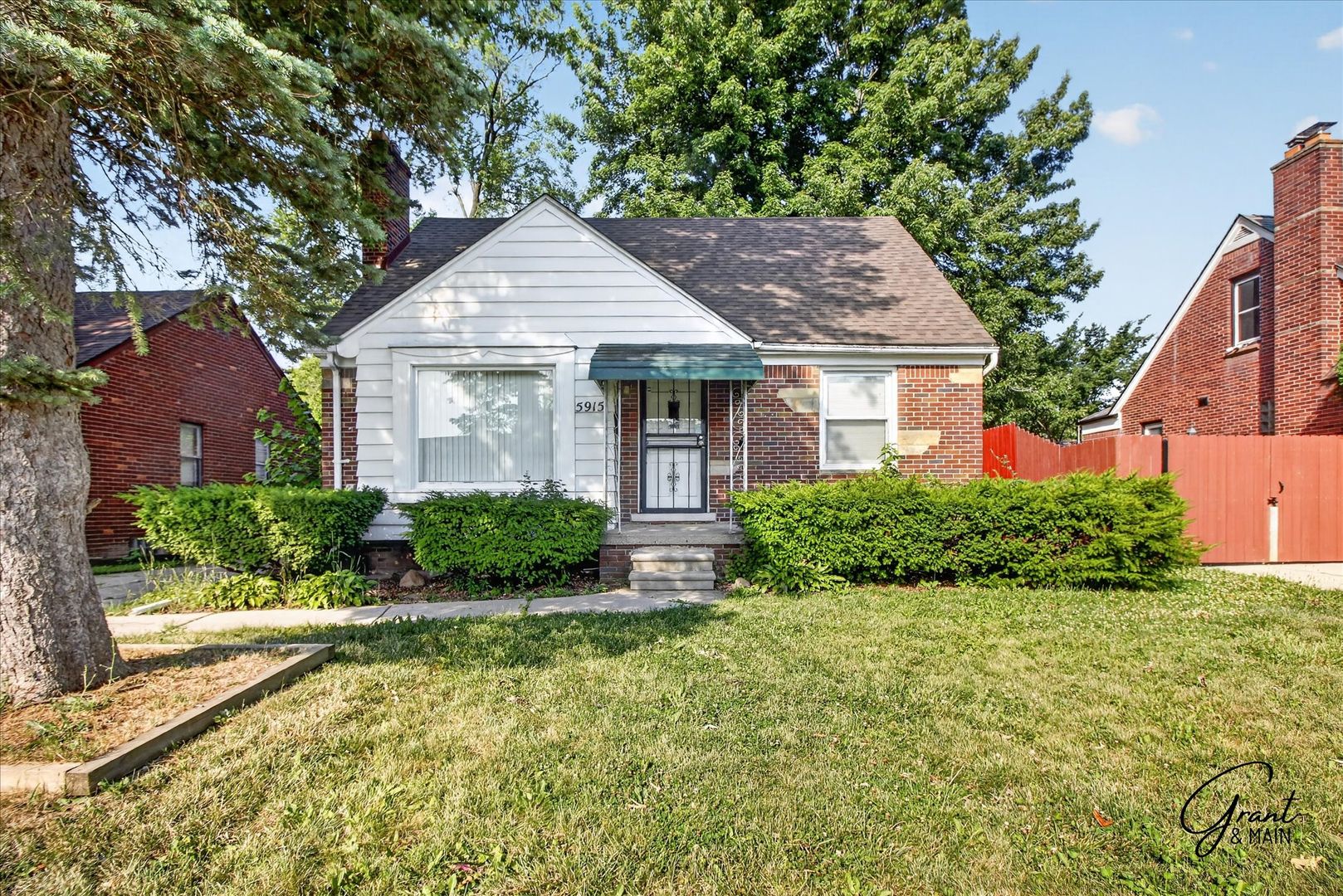 Detroit House: 5915 Lodewyck