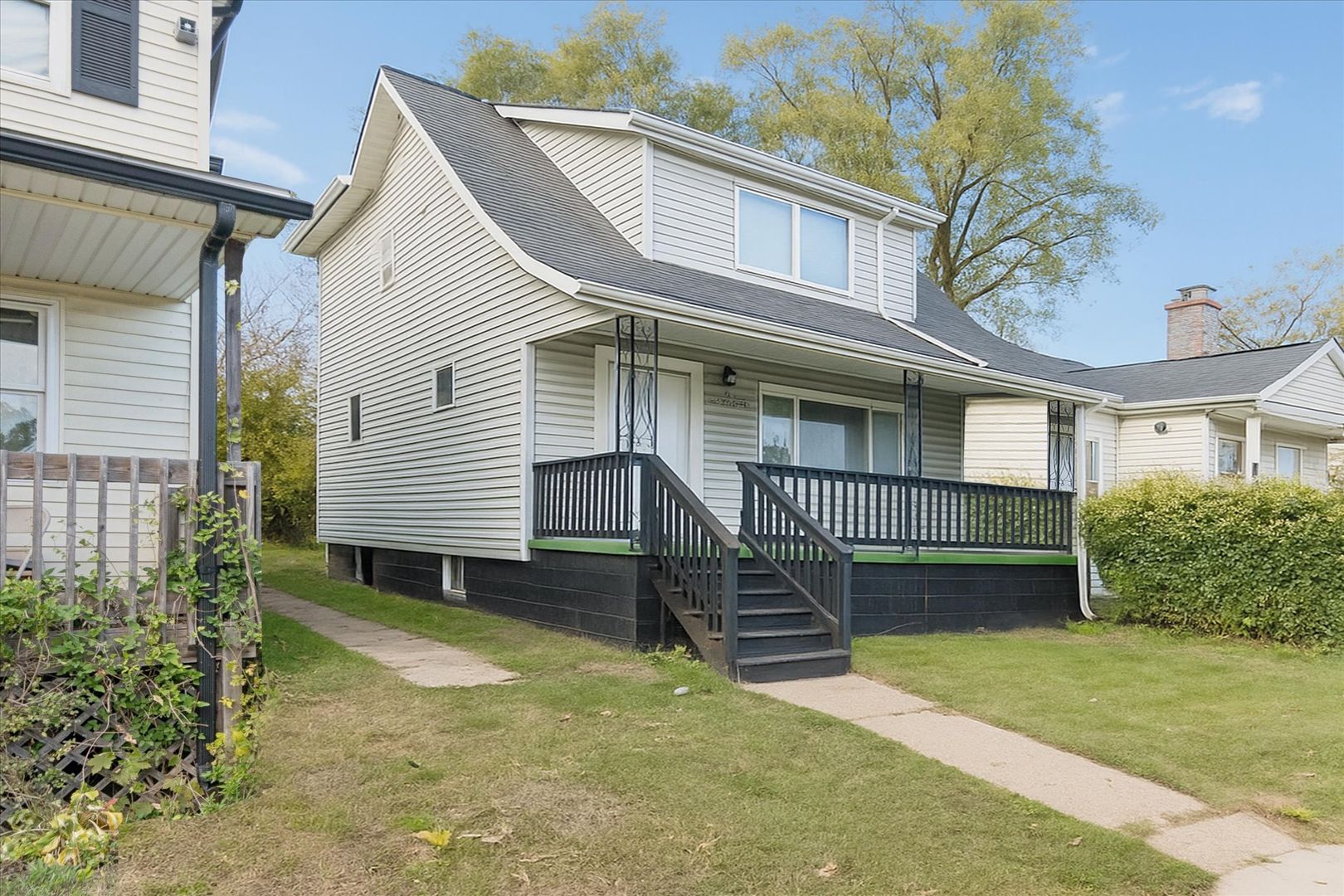 Detroit House: 15769 Wildemere