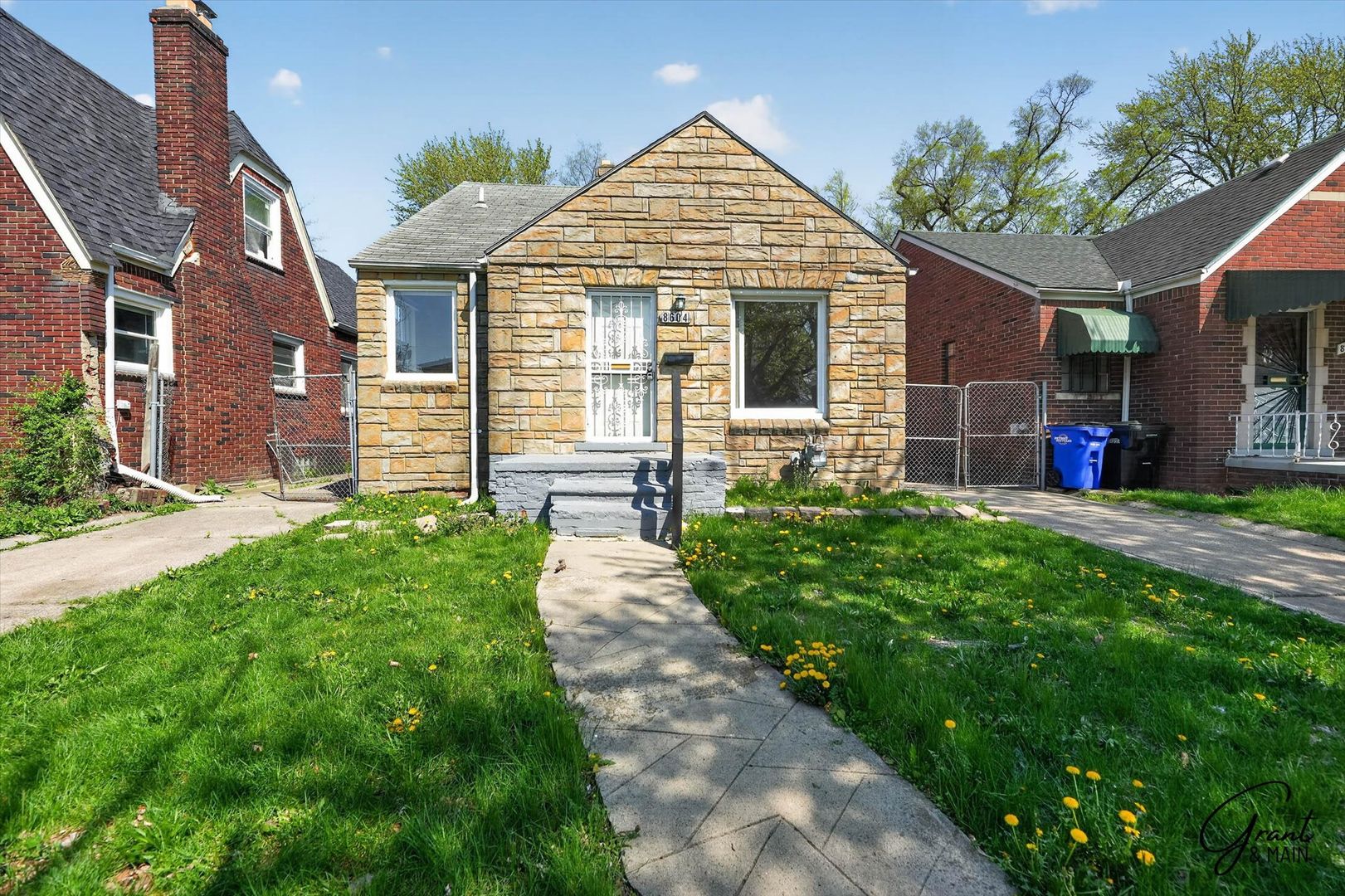Detroit House: 8604 Whitcomb