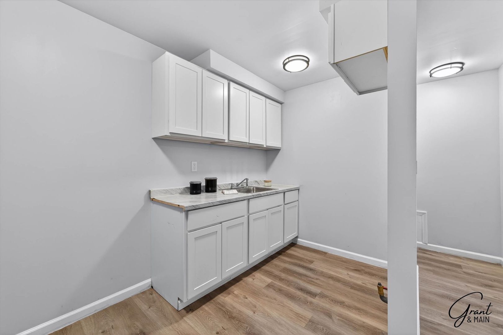Detroit Condo: 11411 Wyoming