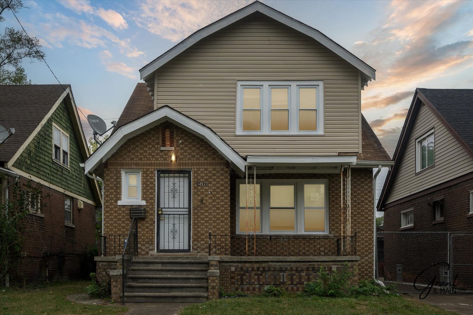 Detroit Apartment: 14920 Washburn