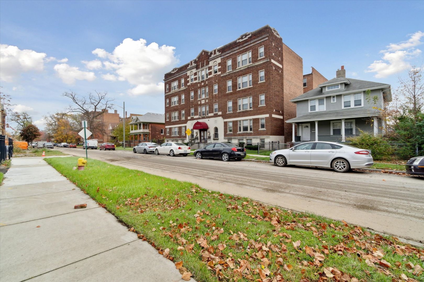 709 Hazelwood FDR 3 of 8