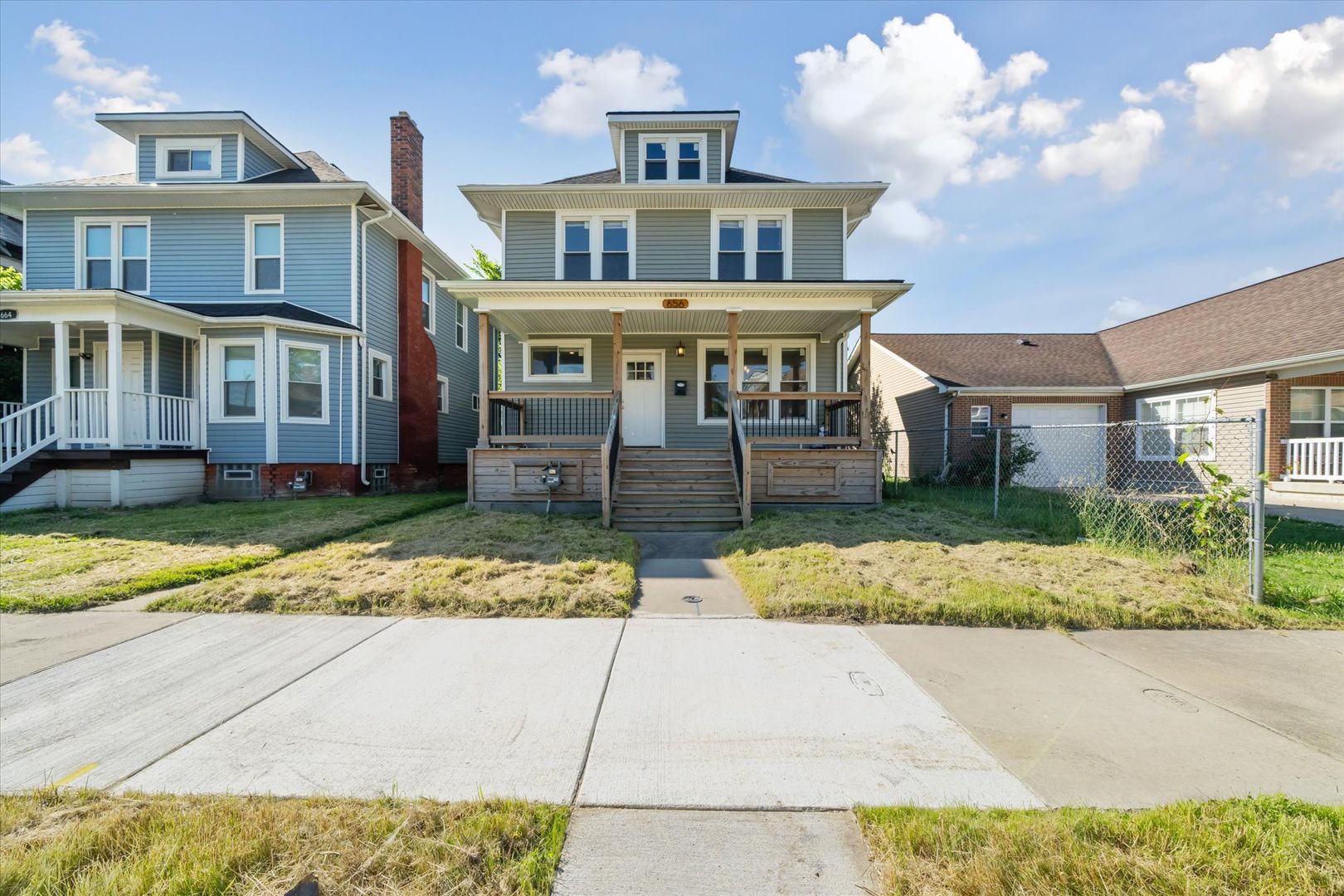 Detroit House: 656 Alger St.