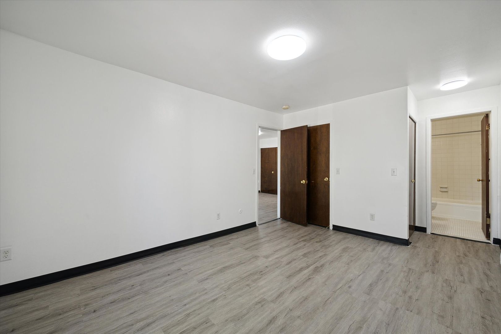 Parkside Apartments 5 of 12