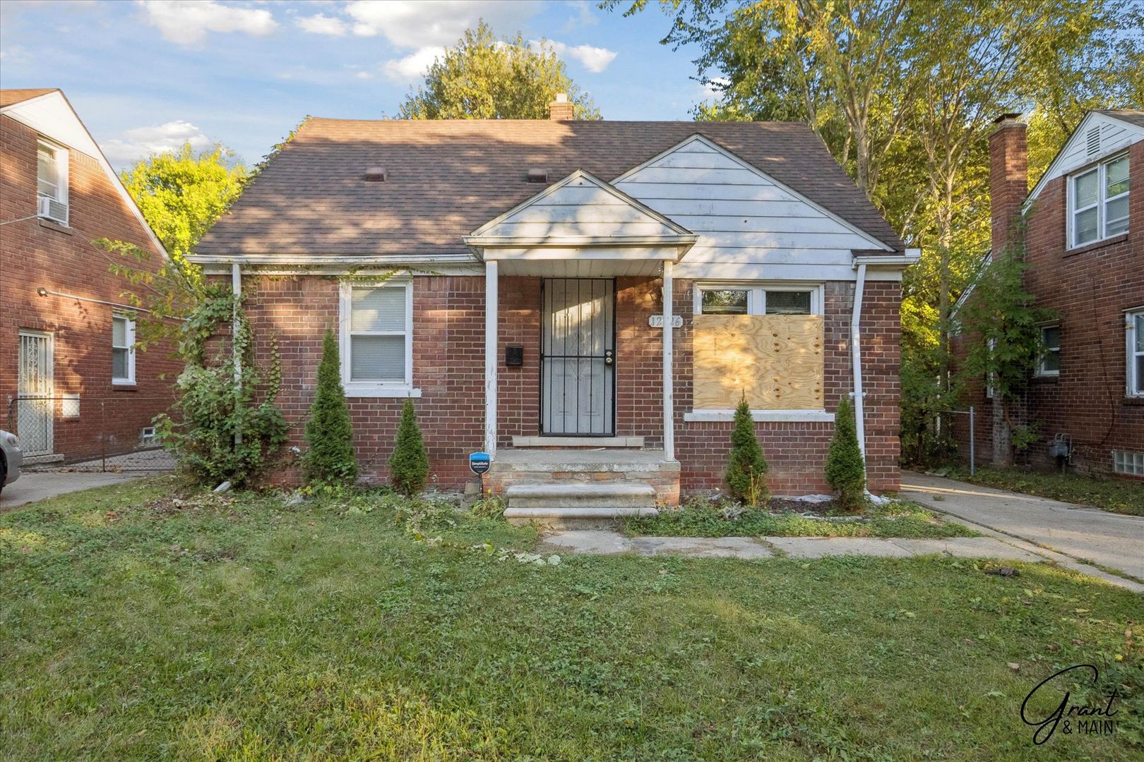 Detroit House: 12726 Riad