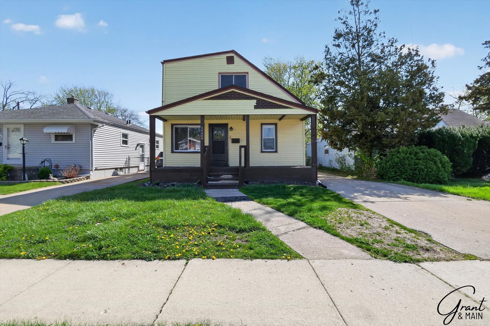 Eastpointe House: 24408 Lambrecht 2