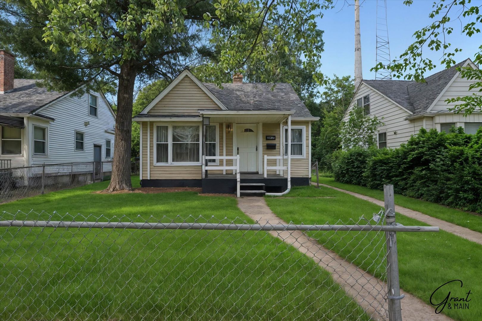 Detroit House: 12245 Fielding St.