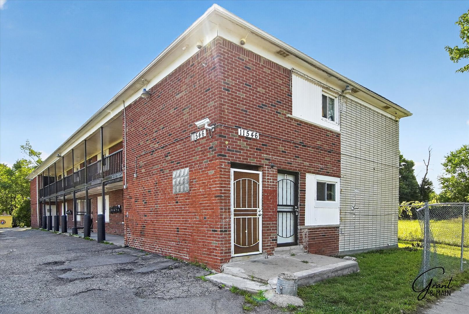 Detroit Apartment: 11546 Chalmers St