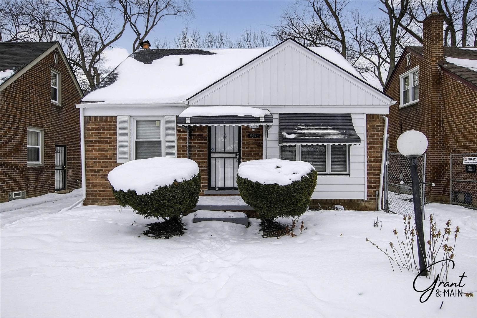 Detroit House: 19432 Burt