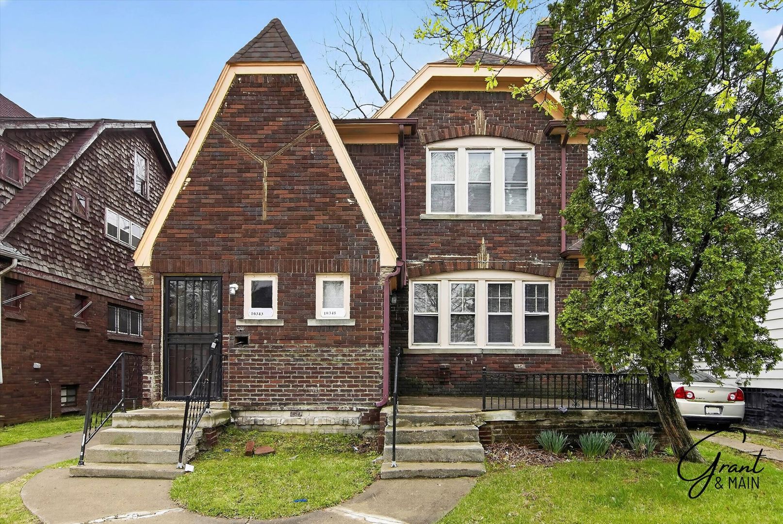 Detroit Apartment: 10343 -10345 Crocuslawn St.