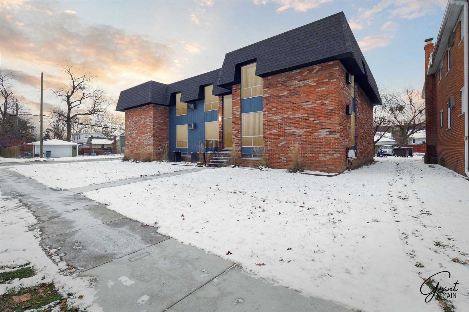 Ferndale Apartment: 494 E. Breckenridge
