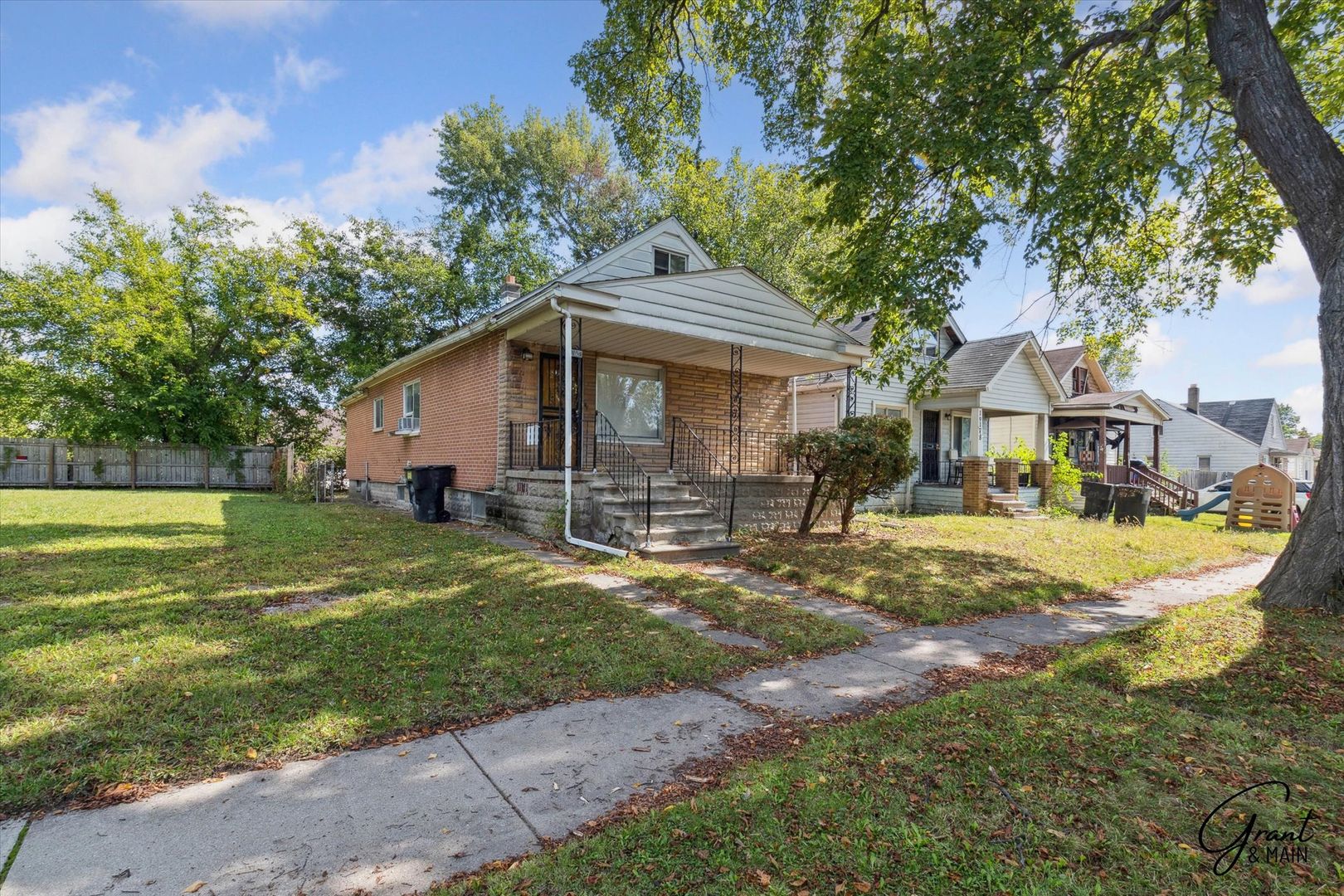 Detroit House: 19184 Helen