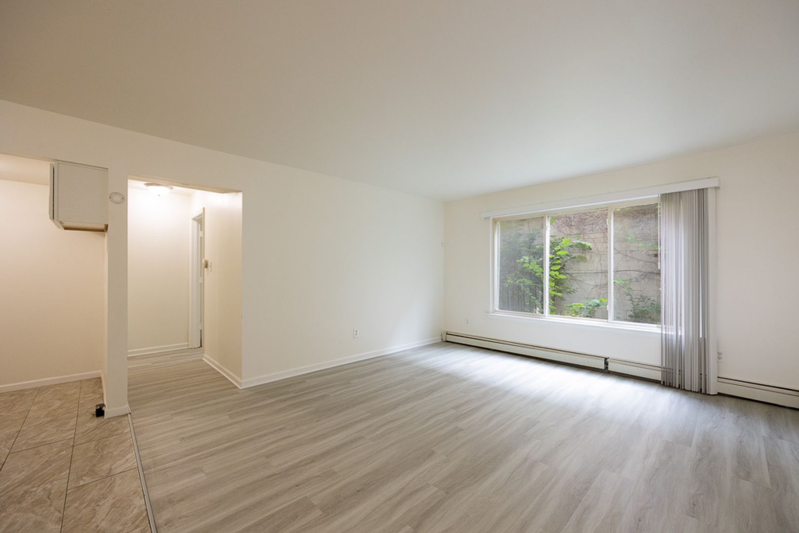 22330 W Warren 22330 W Warren Ave LLC 2 of 8