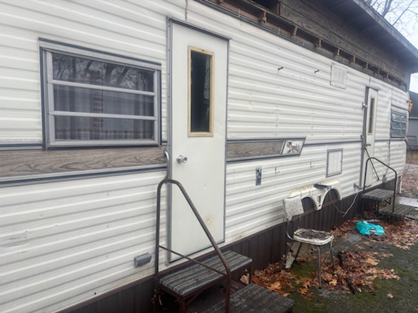 Constantine Townhome: 15717 Withers Road