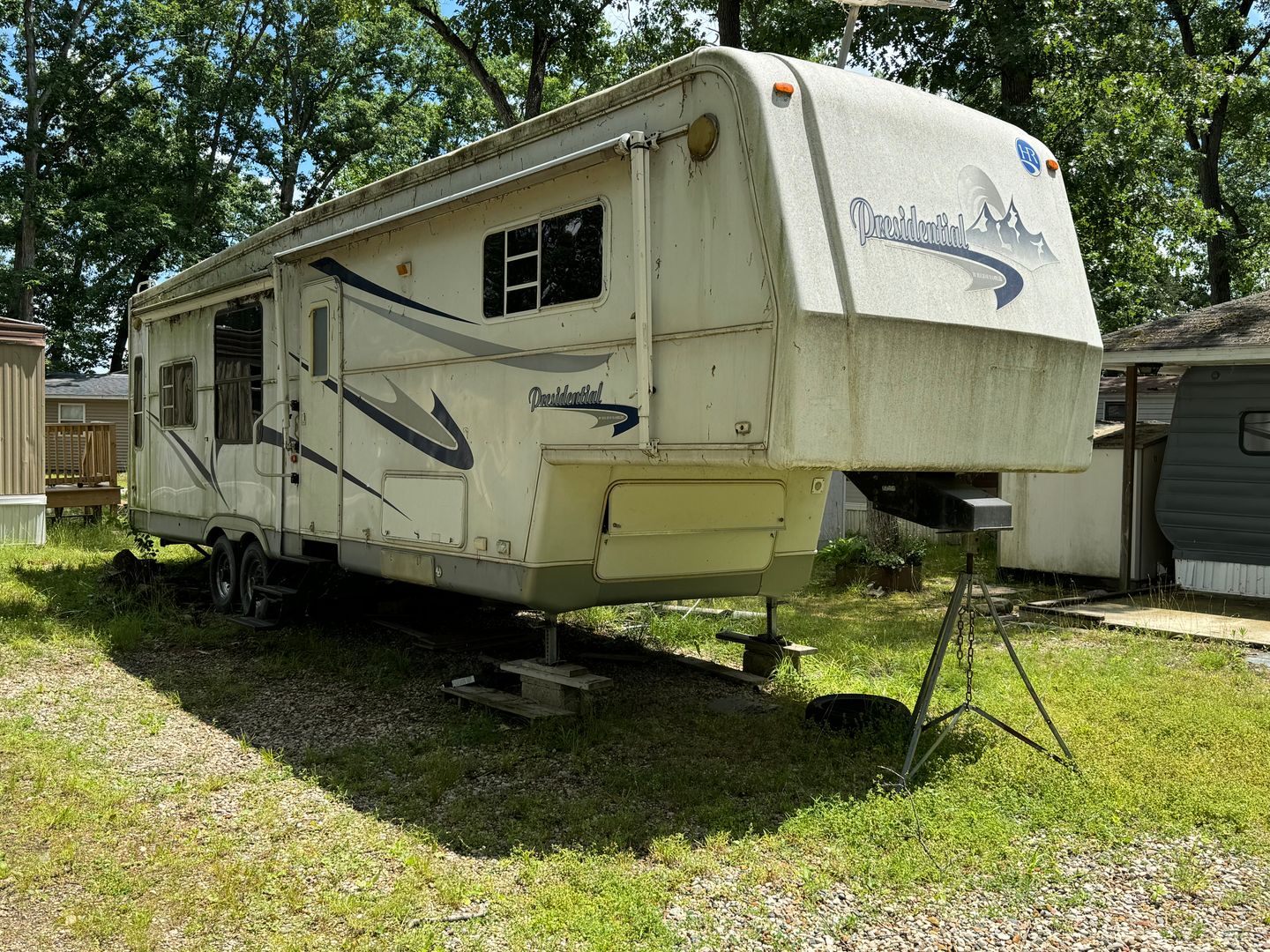 Constantine Townhome: 15717 Withers Road