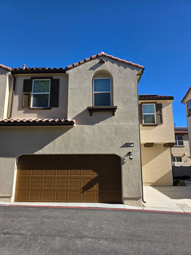Murrieta House: 35832 Breckyn Lane
