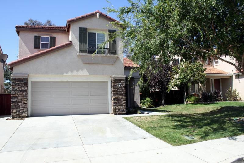 Temecula House: 32479 Galatina Street