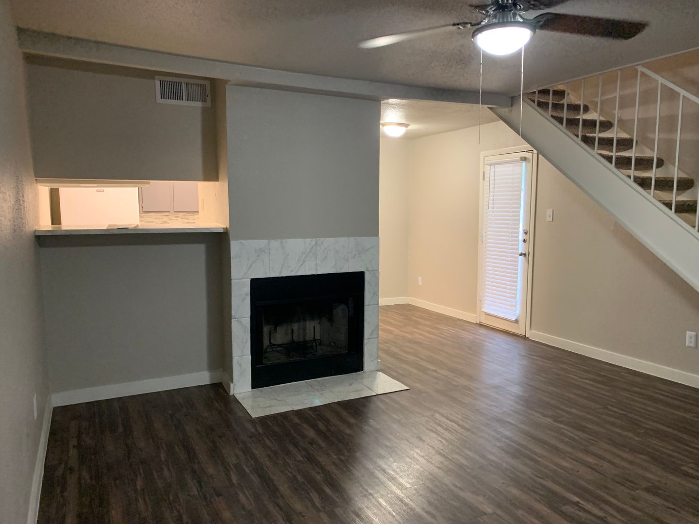Beaumont Apartment: 4045 Treadway