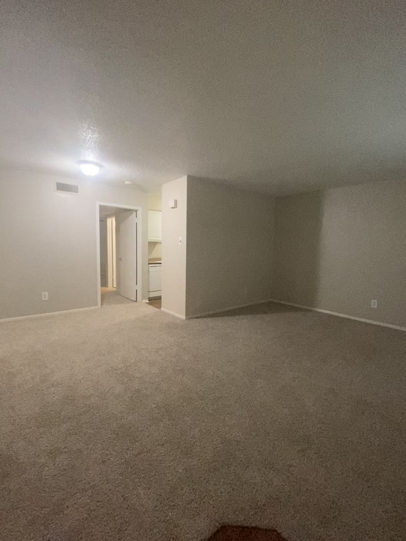 Beaumont Apartment: 4025 Crow Road